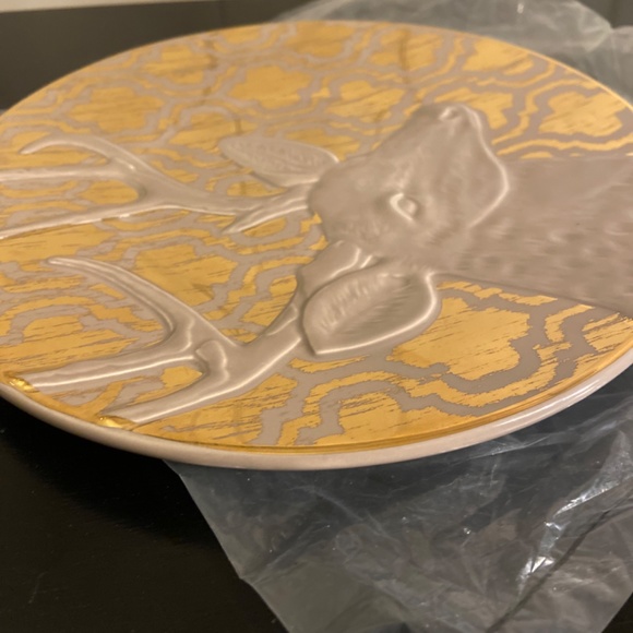 Grasslands Road Gold Embossed deer dessert plates - Picture 6 of 7